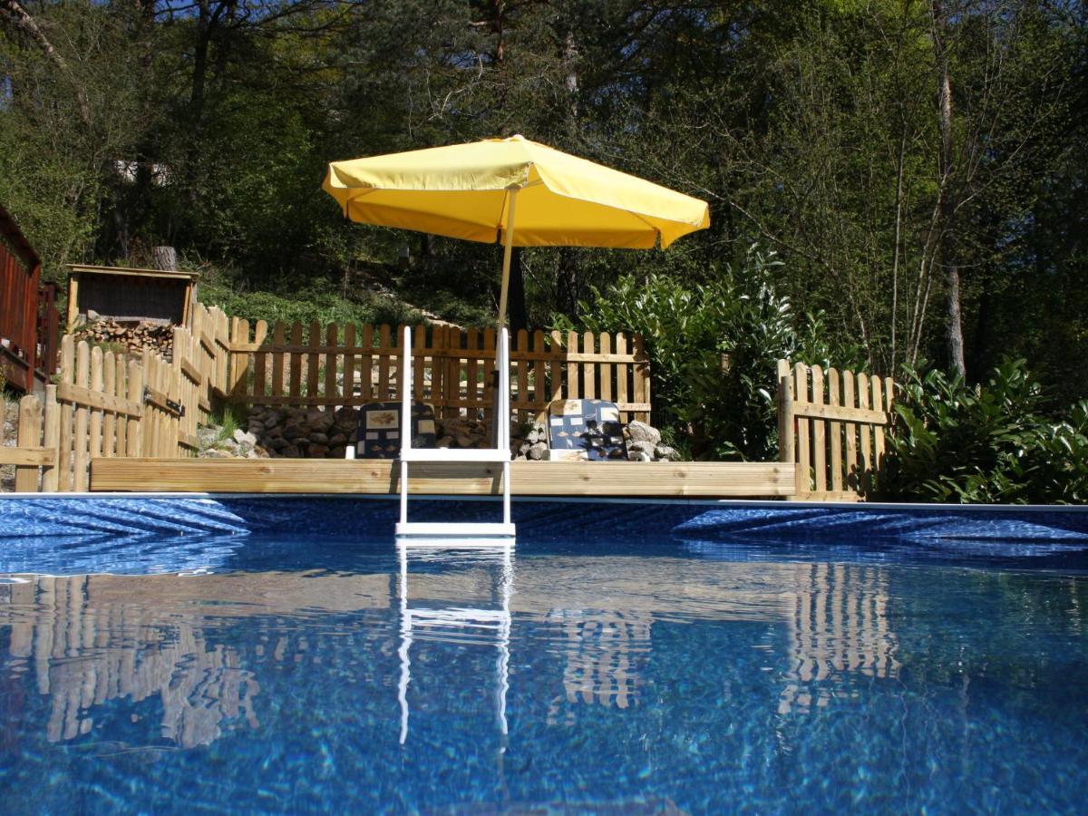 Pretty Chalet In Beaulieu With Private Pool Екстериор снимка