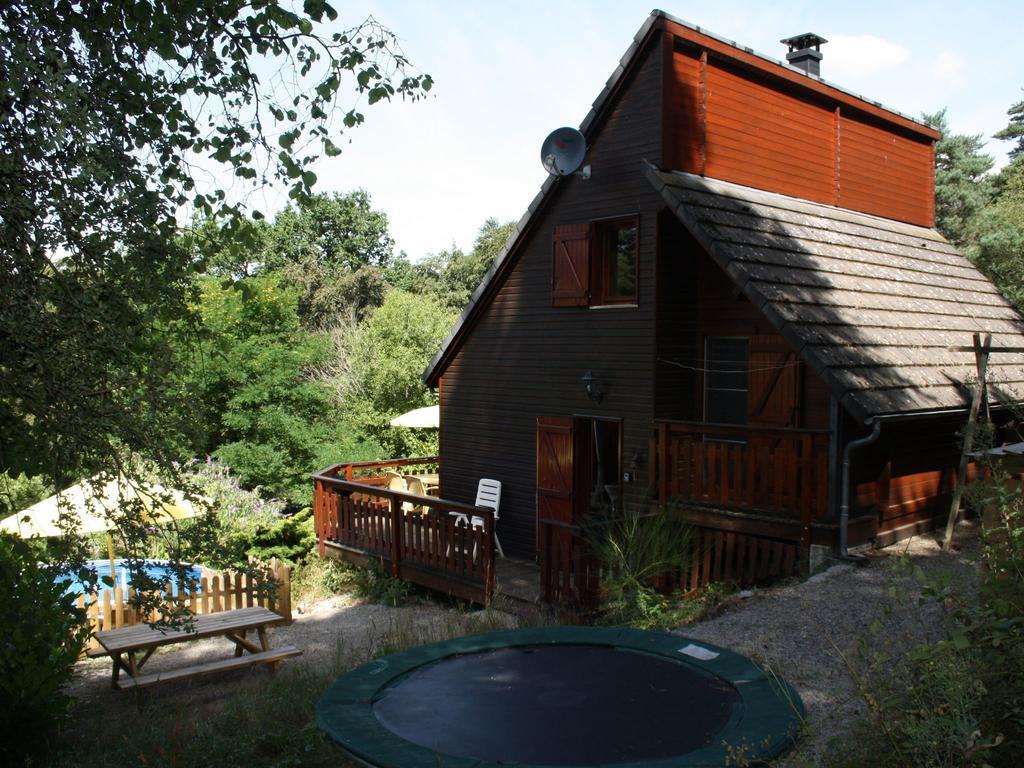 Pretty Chalet In Beaulieu With Private Pool Екстериор снимка